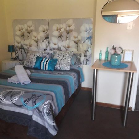 Pride Rock Accommodation ミデルバーグ エクステリア 写真