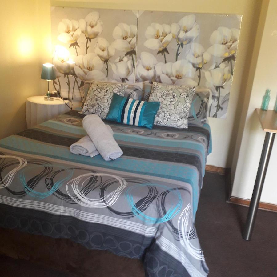 Pride Rock Accommodation ミデルバーグ エクステリア 写真