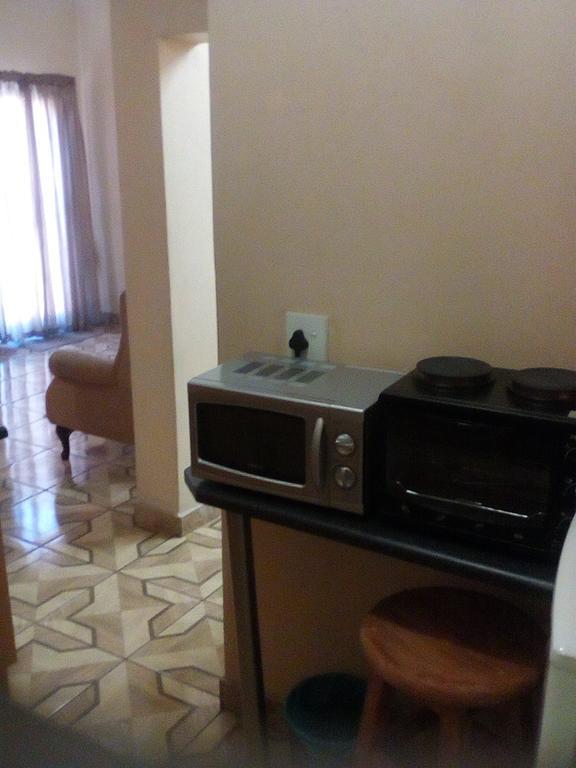 Pride Rock Accommodation ミデルバーグ エクステリア 写真