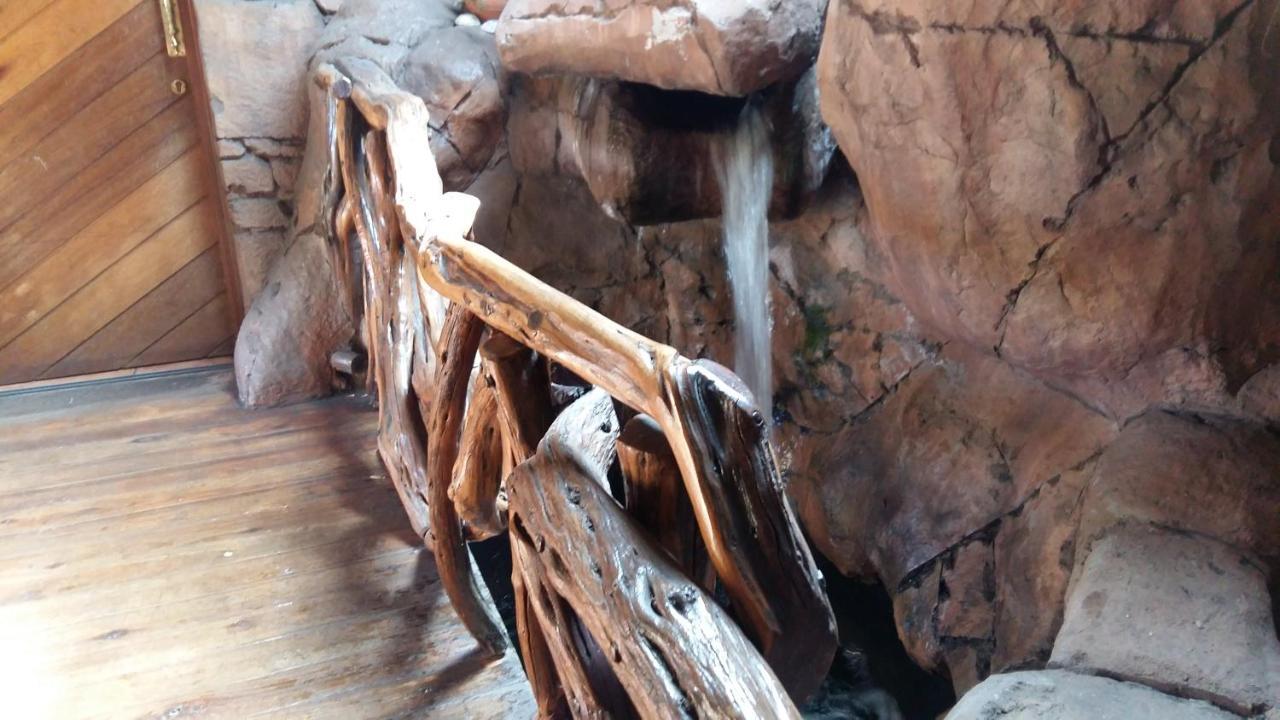 Pride Rock Accommodation ミデルバーグ エクステリア 写真